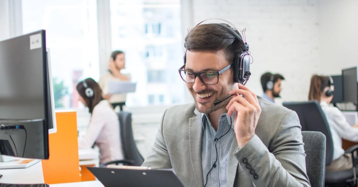 Kansas customer service representative